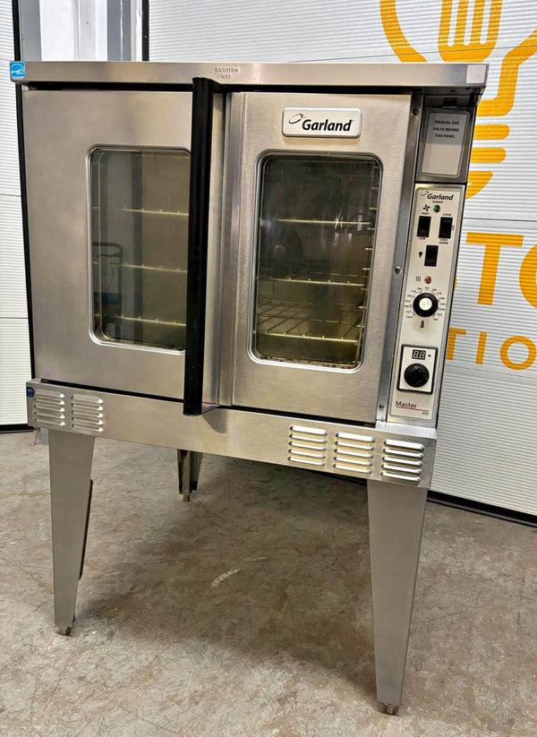 Used Garland MCO-GS-10-ESS Single Deck Full Size Natural Gas Convection Oven - 60,000 BTU