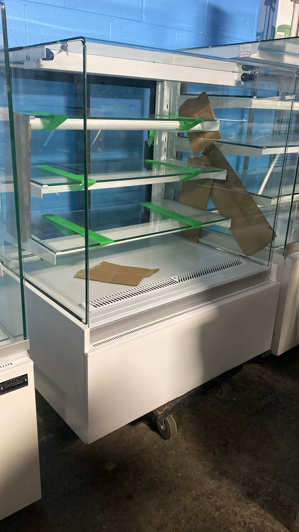 Used Igloo 38" Elegant Design 3 Tier Refrigerated Pastry Display Case