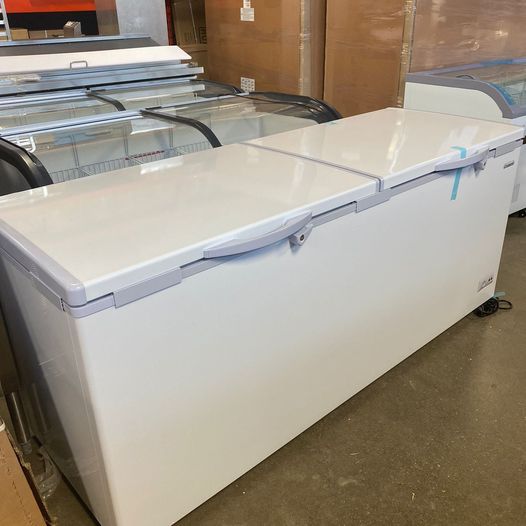 WindChill SCF600 Solid Double Door 76" Storage Chest Freezer